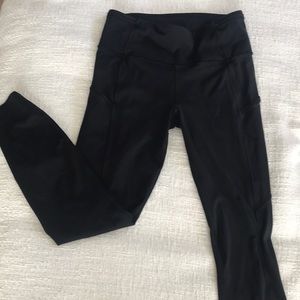 Lululemon size 6 black tights
